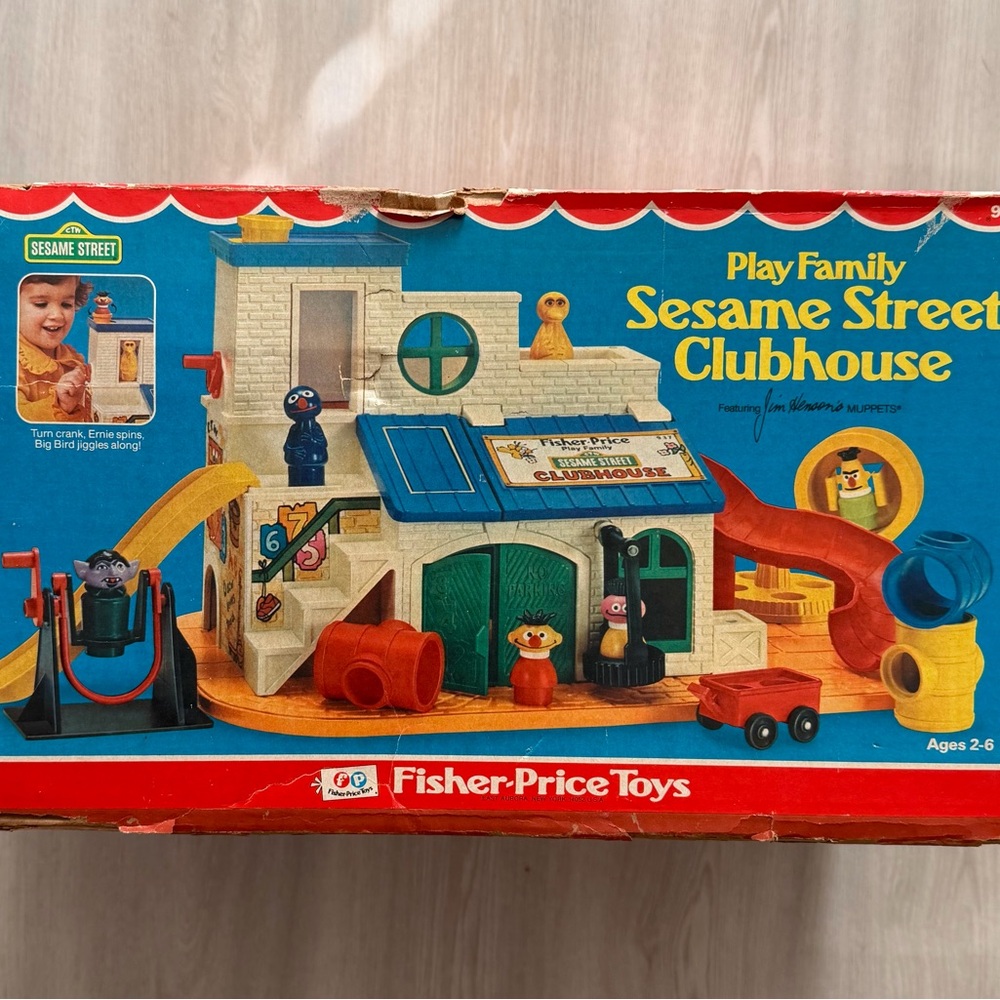 1976 Fisher Price Little People Sesame Street Clubhouse - Picture 10 of 14